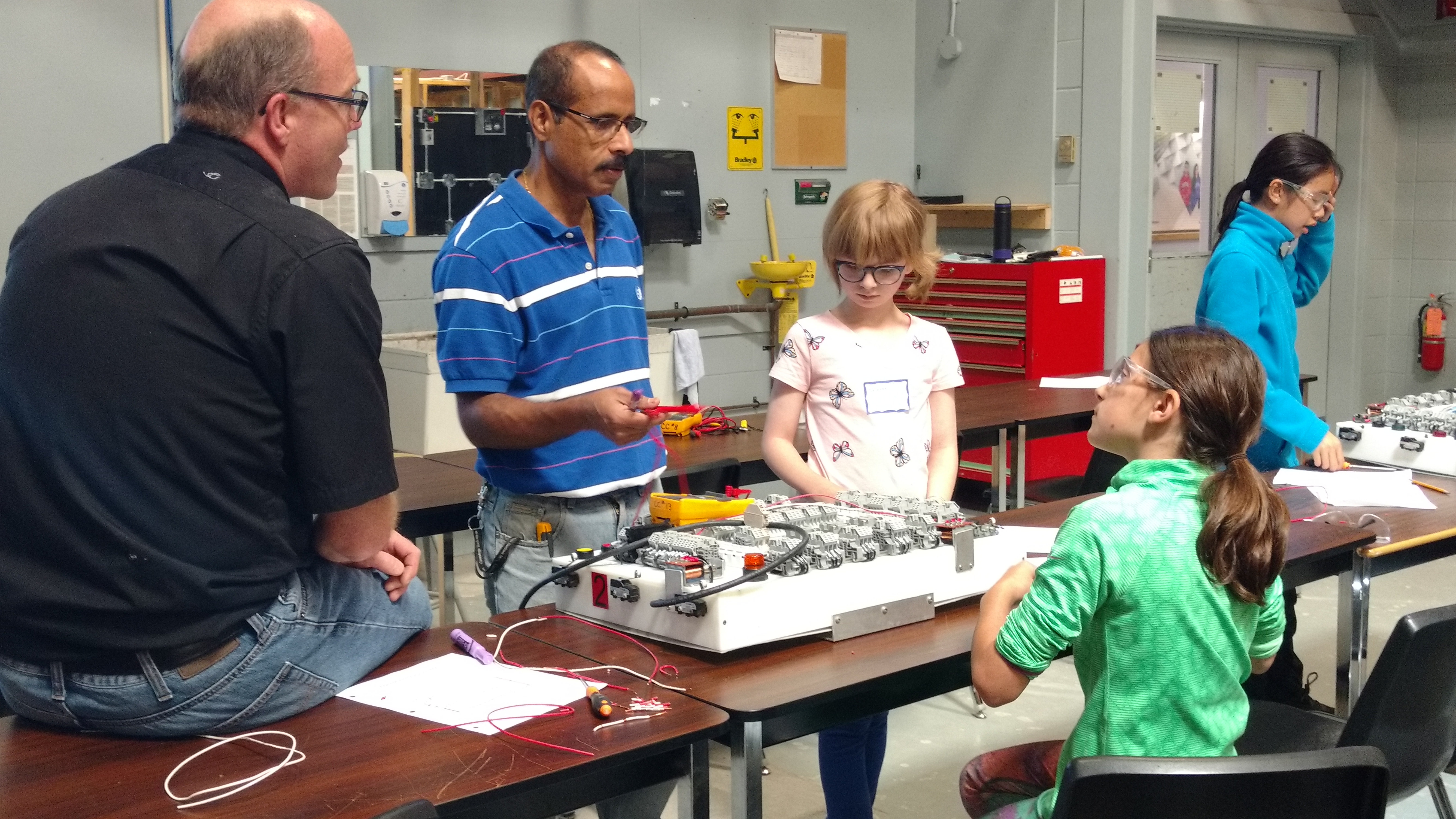 Camper listens to their instructor during Skills Ontario Regional Summer Camp.