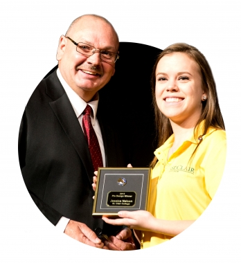 Jessica Nelson accepting her award for her outstanding Pin Design at the 2015 OTSC.